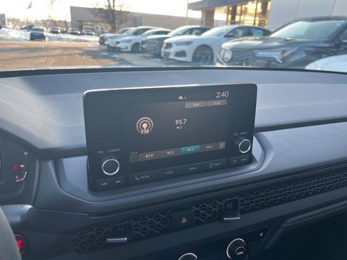 Used 2023 Honda Accord EX image 40