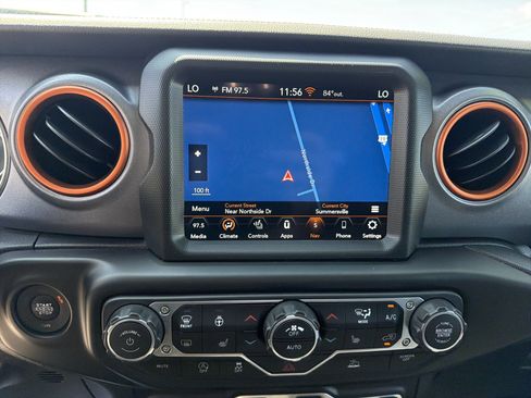 Used 2022 Jeep Gladiator Mojave w/ LED Lighting Group AWD/4WD image 22