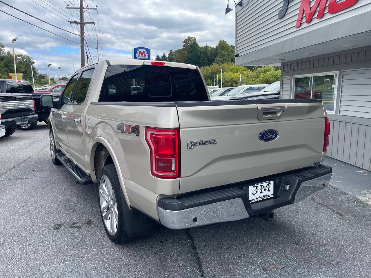 Used 2017 Ford F150 Lariat w/ Equipment Group 502A Luxury AWD/4WD image 5