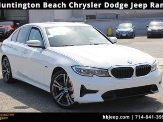 Used 2022 BMW 330e w/ Convenience Package RWD video 1