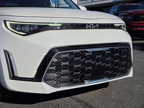 Used 2023 Kia Soul GT-Line w/ GT-Line Technology Package FWD image 7