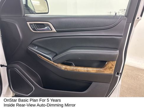Used 2017 GMC Yukon XL Denali w/ Open Road Package AWD/4WD image 20