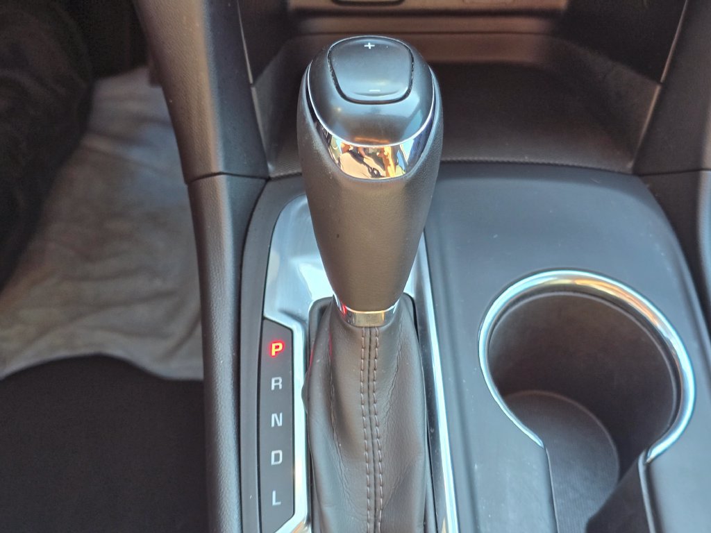 Certified 2018 Chevrolet Equinox LT FWD image 23