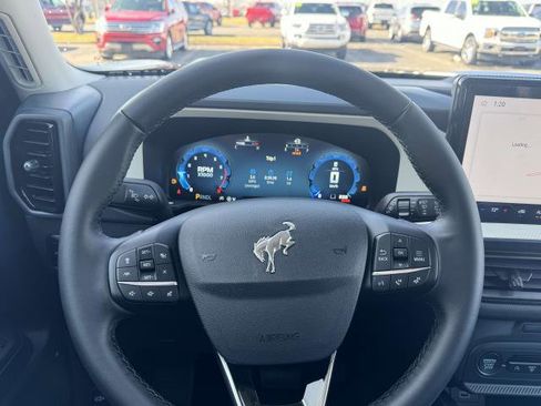 New 2025 Ford Bronco Sport Heritage w/ Convenience Package image 16