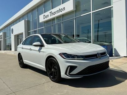 Certified 2025 Volkswagen Jetta SE