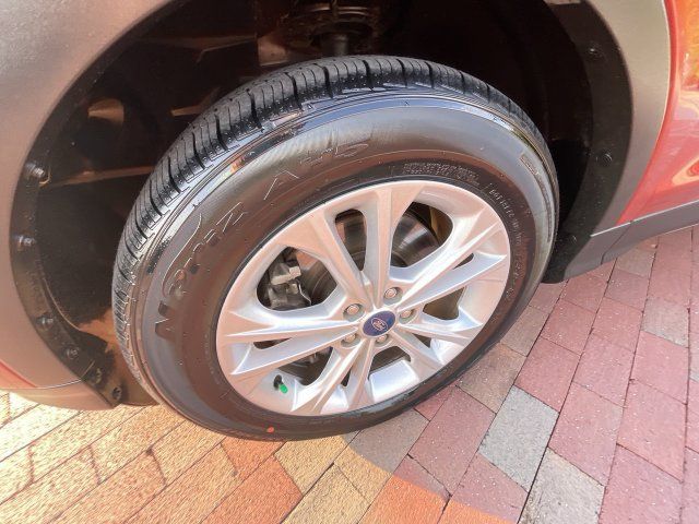 Used 2019 Ford Escape SEL AWD/4WD image 27