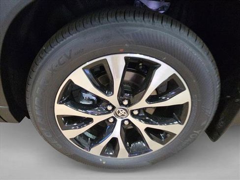 New 2026 Toyota Grand Highlander AWD Hybrid image 8