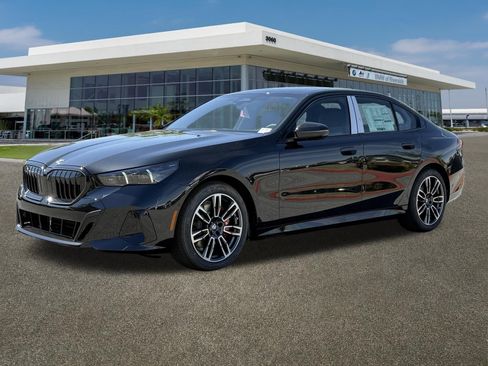New 2026 BMW 530i w/ M Sport Package image 4