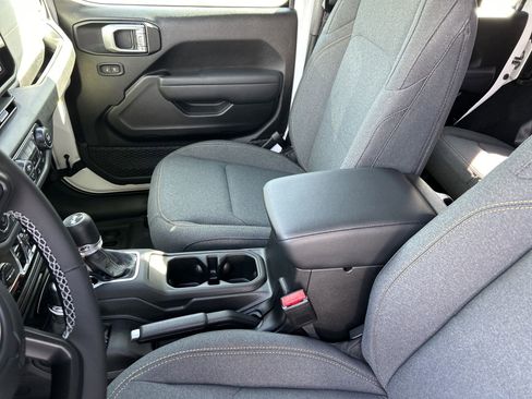New 2025 Jeep Wrangler Sport S image 22