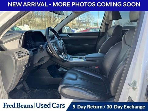 Used 2022 Hyundai Palisade SEL w/ 8P Bench Seat Package image 9