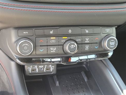 New 2025 Dodge Durango R/T image 14