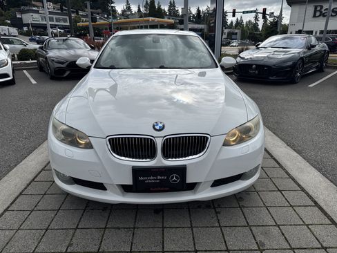 Used 2009 BMW 328i xDrive Coupe AWD/4WD image 2
