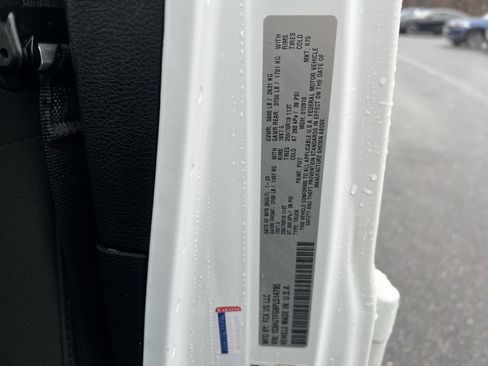 Used 2023 Jeep Gladiator Overland image 27