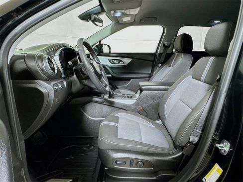 Certified 2024 Chevrolet Blazer LT w/ Convenience Package image 18