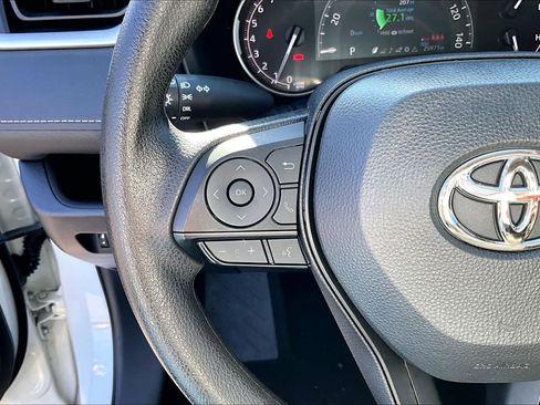 Certified 2023 Toyota RAV4 LE image 22