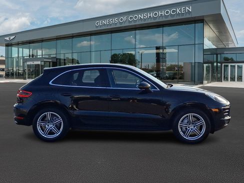 Used 2017 Porsche Macan S AWD/4WD image 7