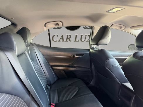 Used 2021 Toyota Camry SE FWD image 22