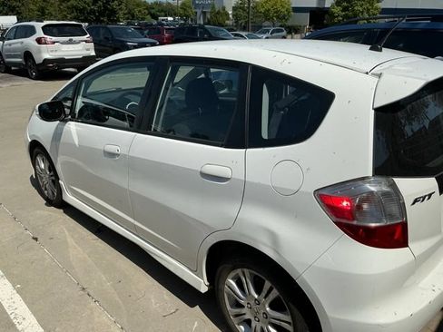 Used 2010 Honda Fit Sport image 8