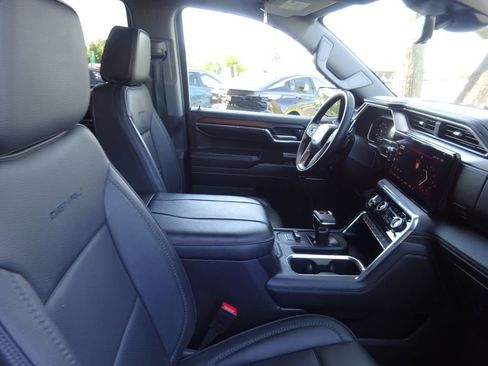 Certified 2024 GMC Sierra 1500 Denali w/ Denali Reserve Package AWD/4WD image 21