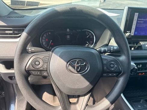 Used 2024 Toyota RAV4 XLE AWD/4WD image 13