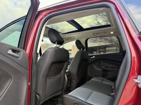 Used 2018 Ford Escape SE w/ SE Sync 3 Package image 13