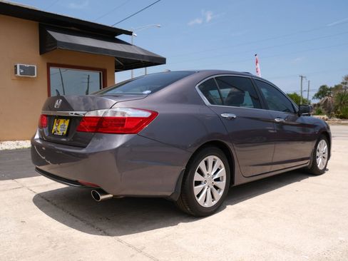Used 2015 Honda Accord EX-L image 5