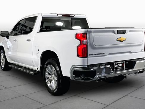 Used 2022 Chevrolet Silverado 1500 LTZ w/ Z71 Off-Road Package AWD/4WD image 12