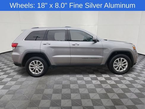 Used 2021 Jeep Grand Cherokee Laredo RWD image 4