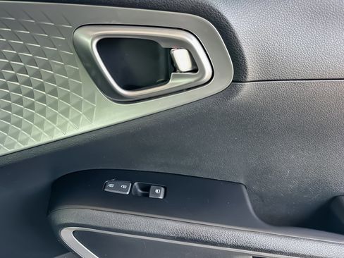 Used 2023 Kia Soul LX w/ Option Group 015 image 27