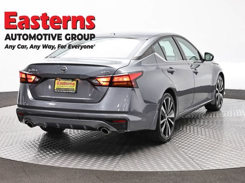 Used 2020 Nissan Altima 2.5 SR FWD image 5