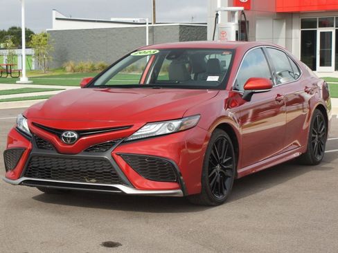 Used 2023 Toyota Camry XSE image 22