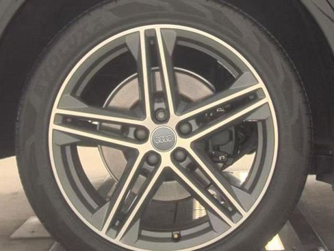Used 2019 Audi SQ5 Premium Plus AWD/4WD image 9