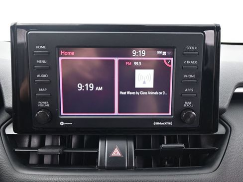 Used 2022 Toyota RAV4 LE FWD image 26
