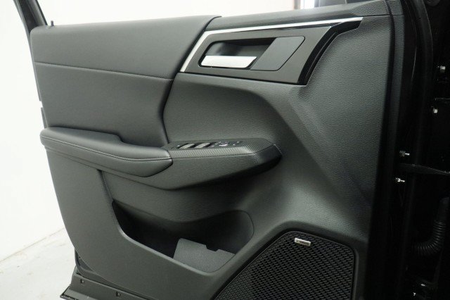 New 2026 Mitsubishi Outlander SE FWD image 15