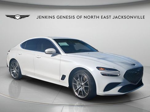 Used 2025 Genesis G70 2.5T RWD image 9