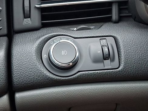 Used 2014 Chevrolet Malibu LT FWD image 23