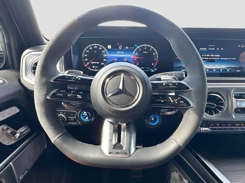 Used 2025 Mercedes-Benz G 63 AMG 4MATIC image 11