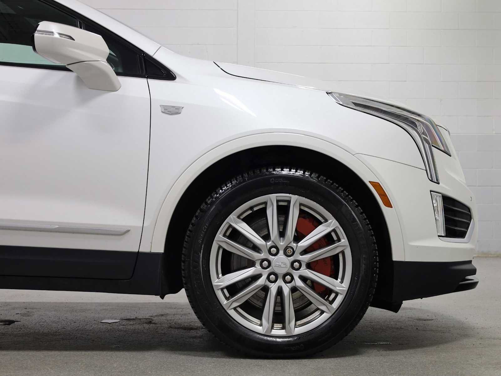 Used 2023 Cadillac XT5 Sportv w/ LPO, Floor Liner Package AWD/4WD image 11