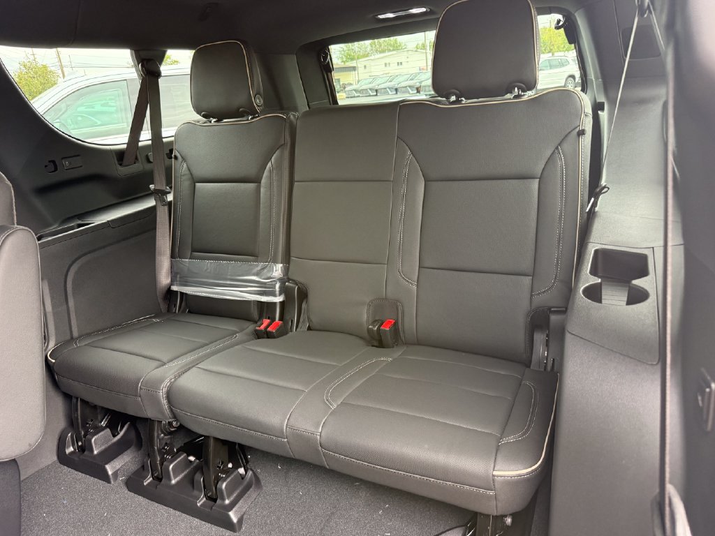 New 2026 GMC Yukon XL Elevation w/ Elevation Premium Package AWD/4WD image 24