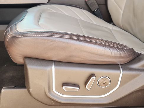 Used 2020 Ford F150 Limited w/ Trailer Tow Package image 27