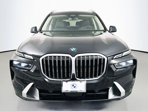 Certified 2023 BMW X7 xDrive40i w/ Premium Package AWD/4WD image 2