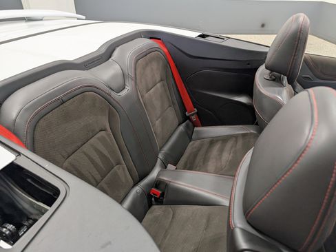 Used 2018 Chevrolet Camaro ZL1 RWD image 19