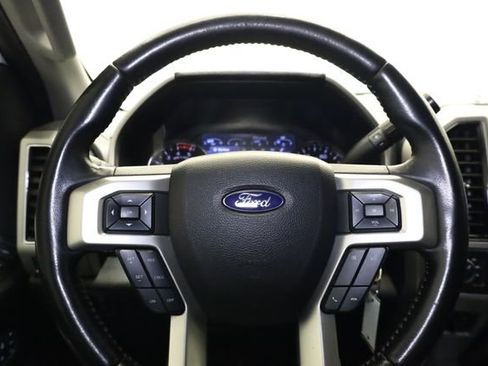 Used 2021 Ford F250 Lariat w/ Lariat Value Package AWD/4WD image 17