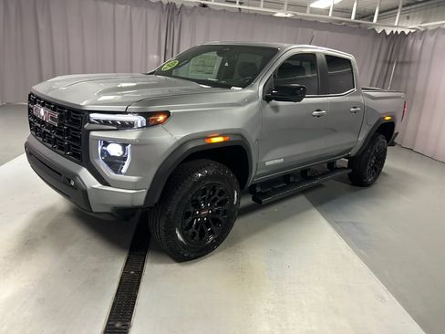 New 2026 GMC Canyon Elevation w/ Convenience Package AWD/4WD image 3