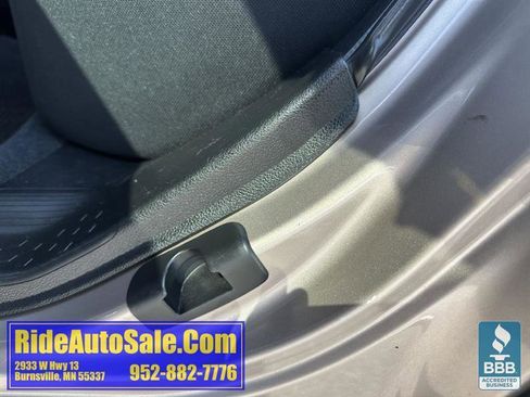 Used 2014 Subaru Forester 2.5i Premium w/ All-Weather Package AWD/4WD image 30