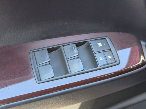 Used 2019 Lexus GX 460 image 22