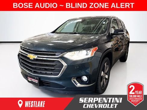 Used 2020 Chevrolet Traverse LT w/ LT Premium Package AWD/4WD image 1