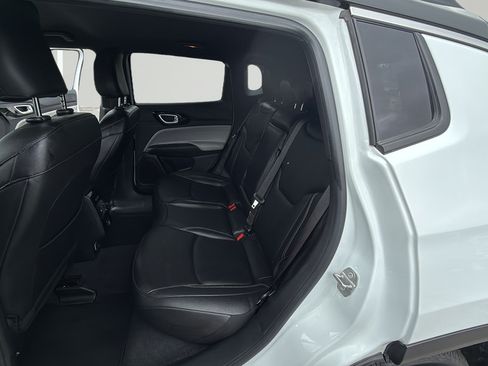 Used 2025 Jeep Compass Limited AWD/4WD image 33