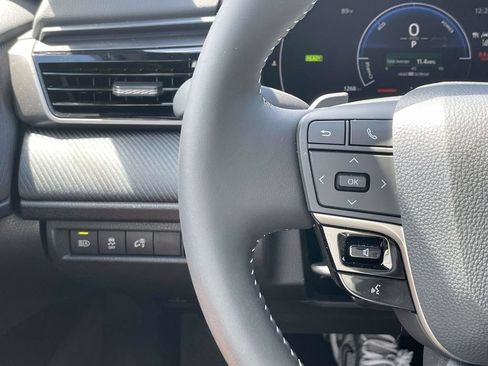 Used 2026 Toyota Camry SE w/ Convenience Package FWD image 22