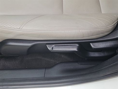 Certified 2018 Honda HR-V EX-L image 19